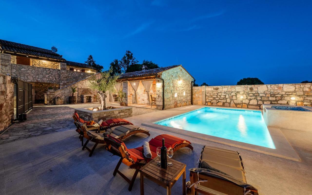 Vila Casa Di Roccia Marčana Exteriér fotografie